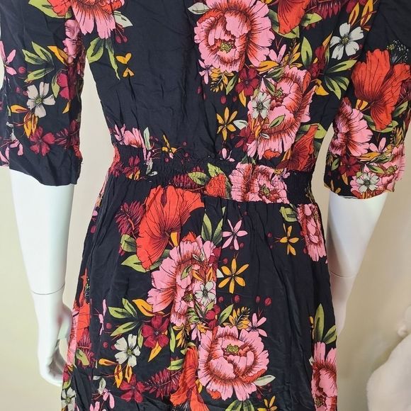 Kormei Dress - Picture 5 of 14